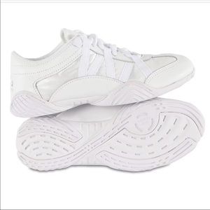 Nfinity evolution cheer shoes